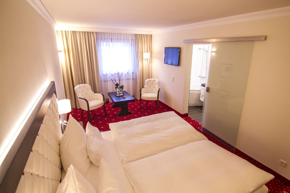 Comfort Double Room, Jetted Tub photo 2