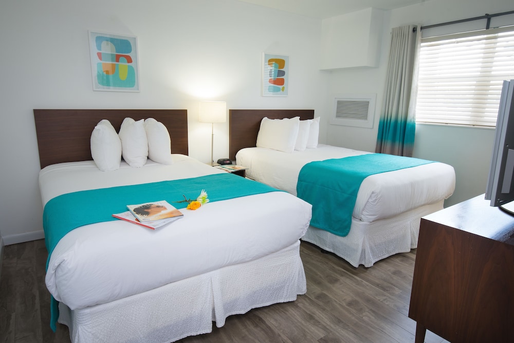 Nonsmoking Double Suite