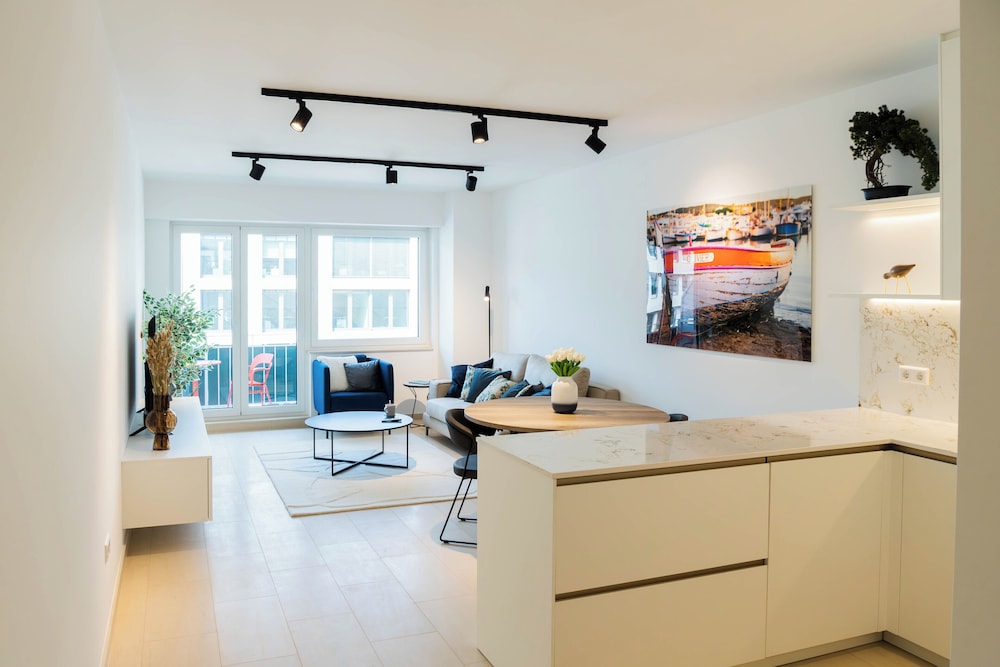 Luxury Apartment, 2 Bedrooms, Balcony, City View (Apartment Sauer) photo 1