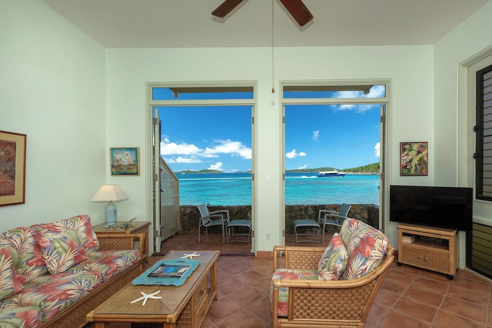 Luxury Suite Ocean View Lower 15B photo 1
