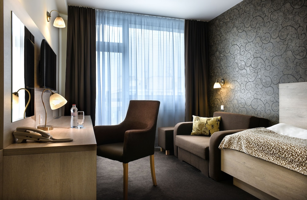 Classic Single Room, City View photo 2