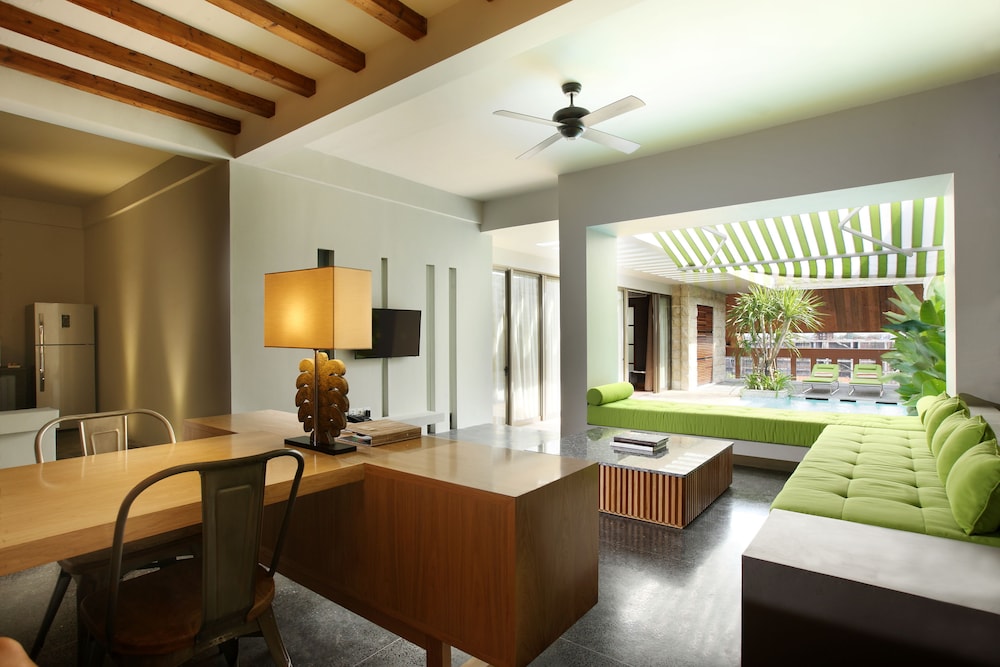 2 BR TSky Rooftop Villa Private Pool (Standard Check Out at 2:00 PM) thumbnail 5