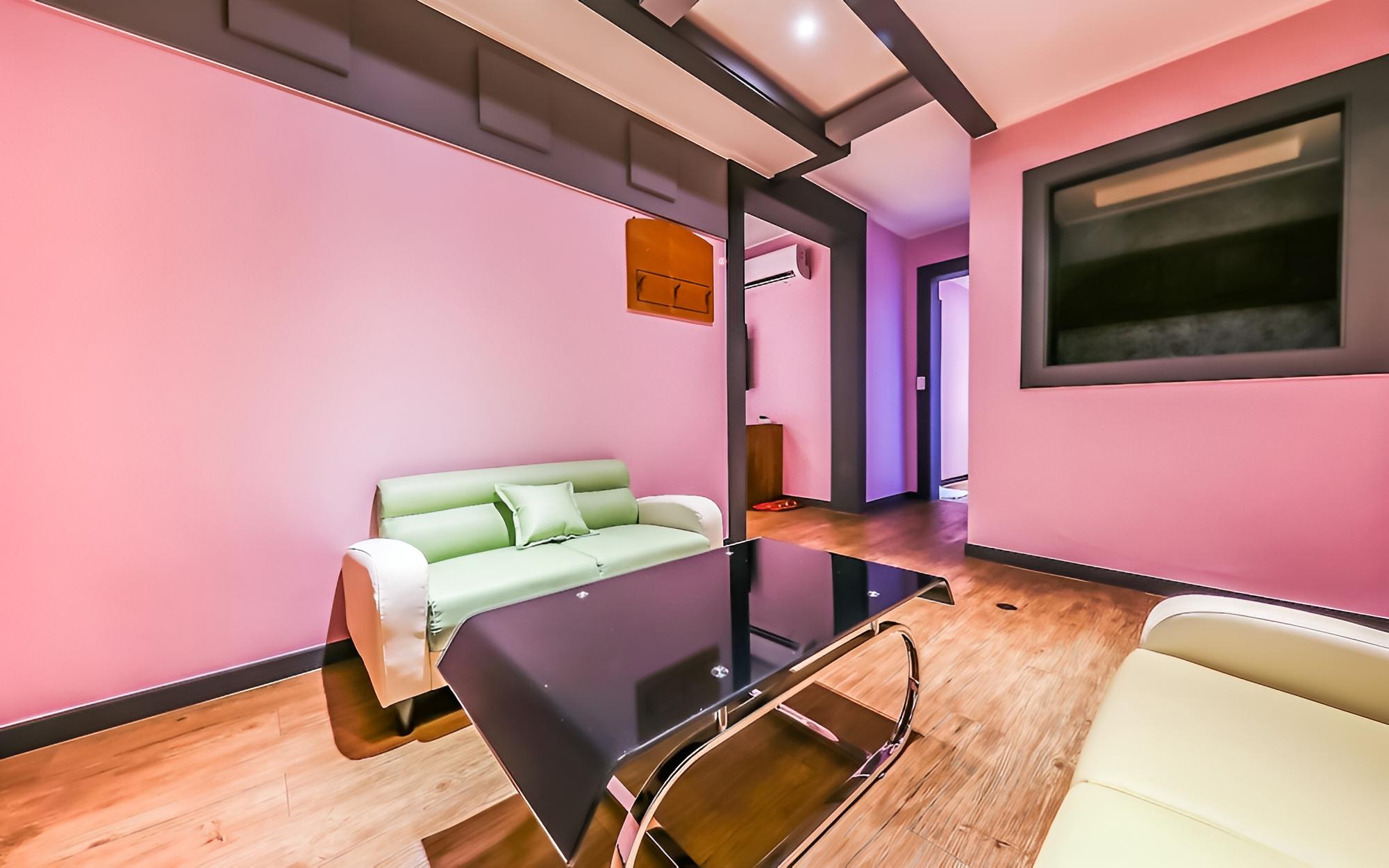 Room (VIP) - Photo 8
