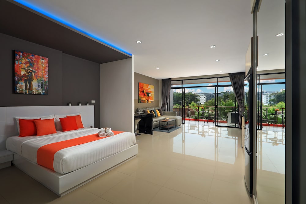 Studio Suite photo 1