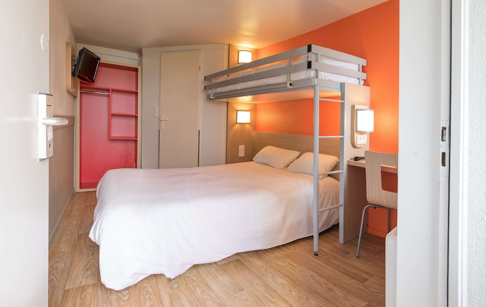 Standard Room, 2 Twin Beds - Photo 3