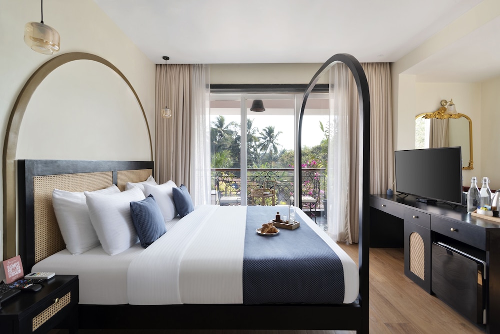 Luxury Room With Balcony