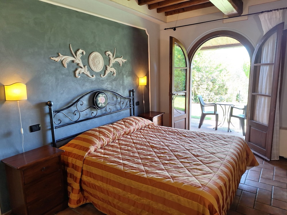 Superior Double Room - Photo 8