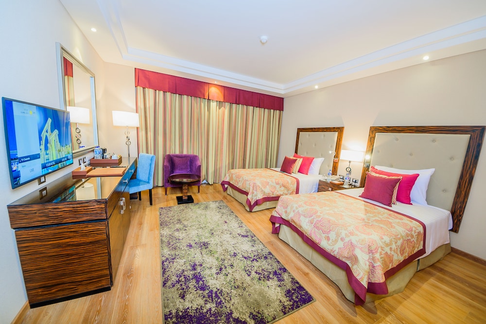 Superior Suite, Multiple Beds (Aqua) photo 1