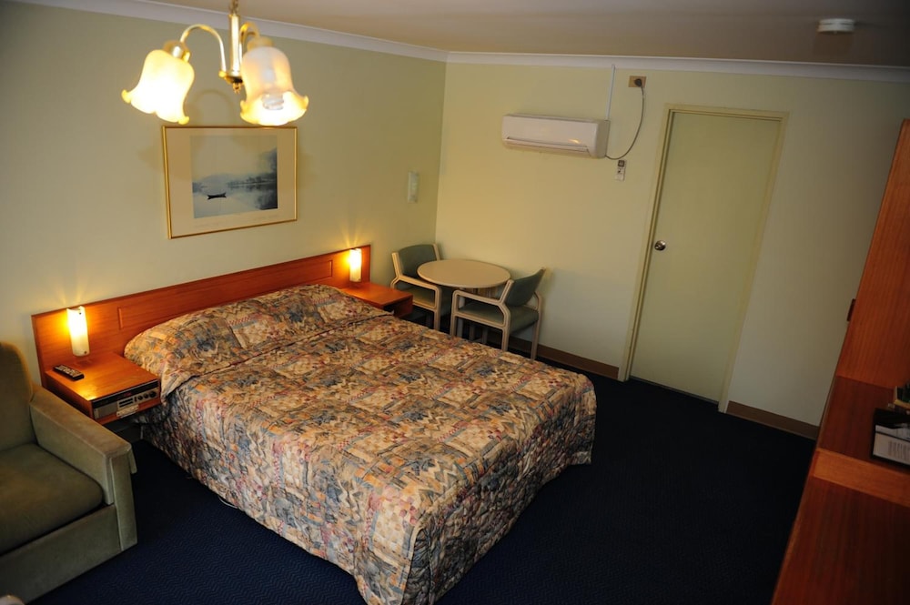 Standard Queen Room photo 1