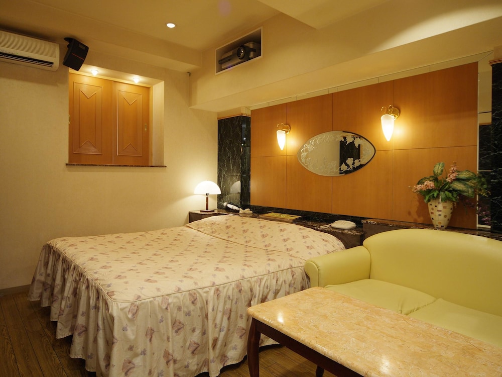 Standard Room, 1 King Bed (Couples Hotel)