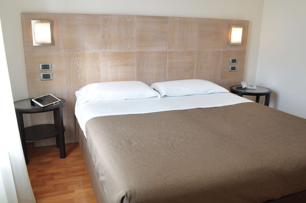 Classic Room - Photo 2