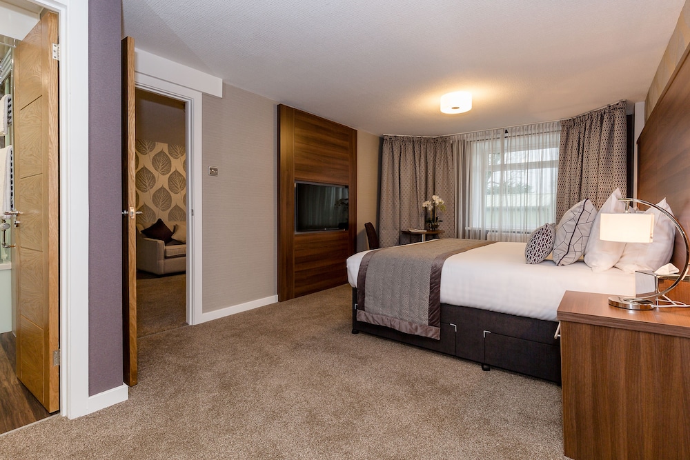 Luxury Suite photo 2