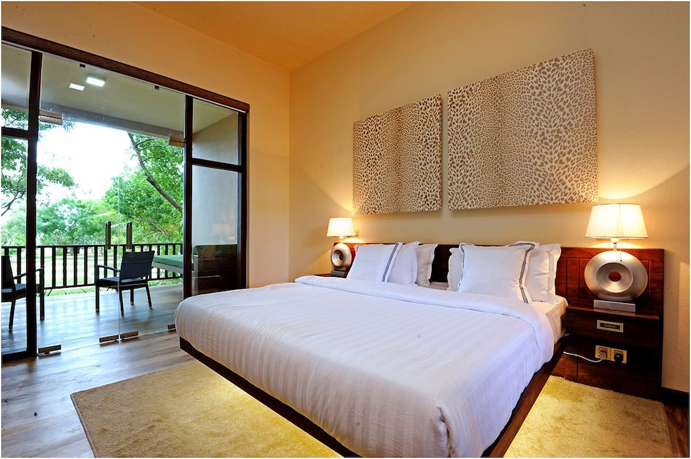 Beach View Room (Upstairs)