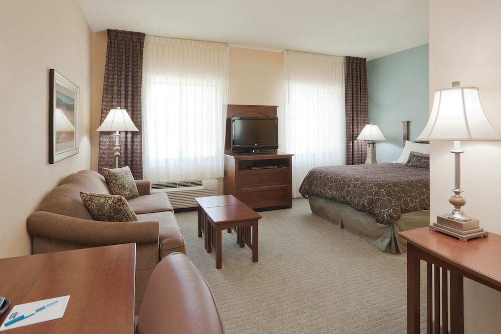 Room, 1 Queen Bed, Accessible, Kitchen (Communications, Mobility) - Photo 1