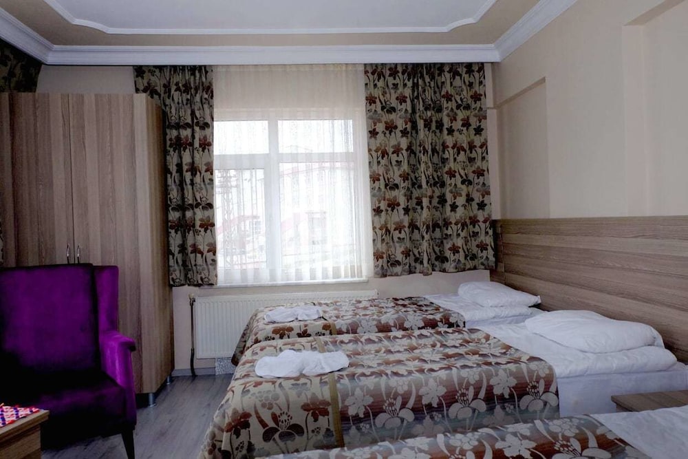 Standard Triple Room photo 1