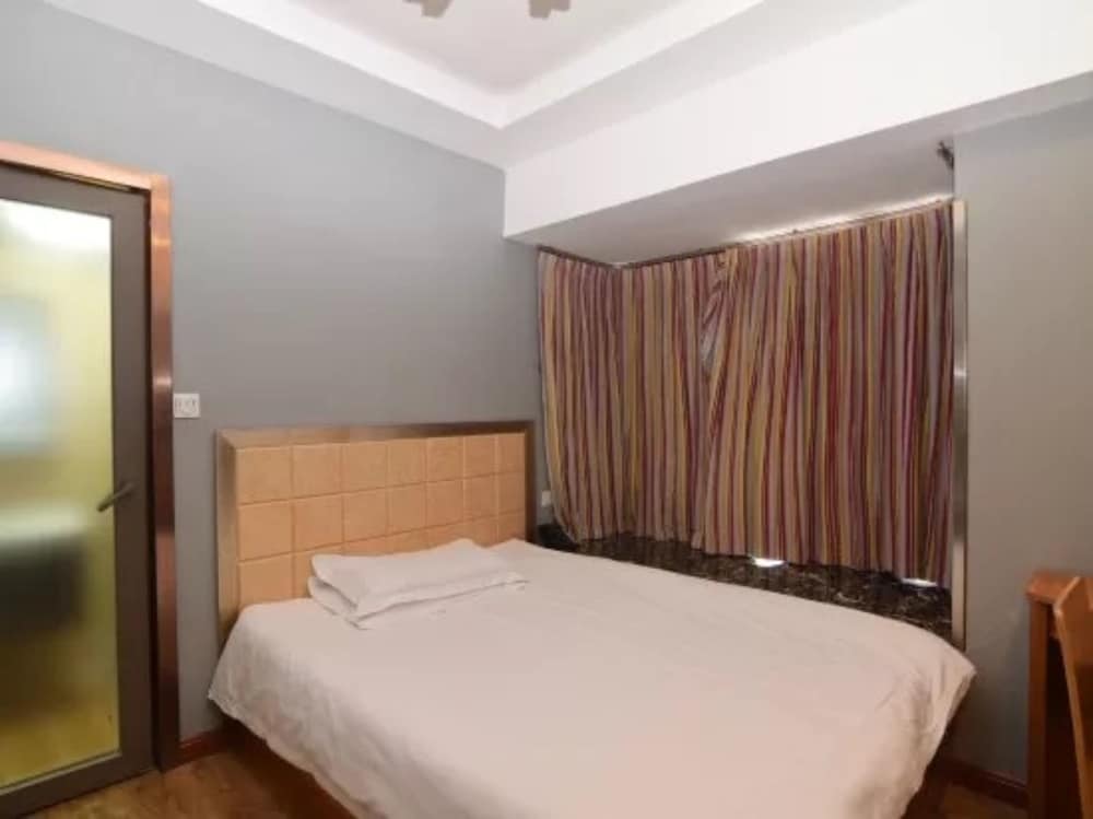 Economy Double Room photo 2