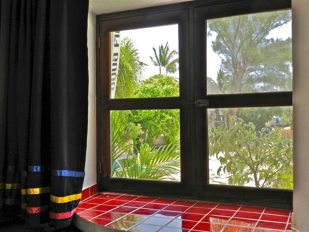Superior Room, 2 Double Beds, Private Bathroom (Air Conditioning) photo 3