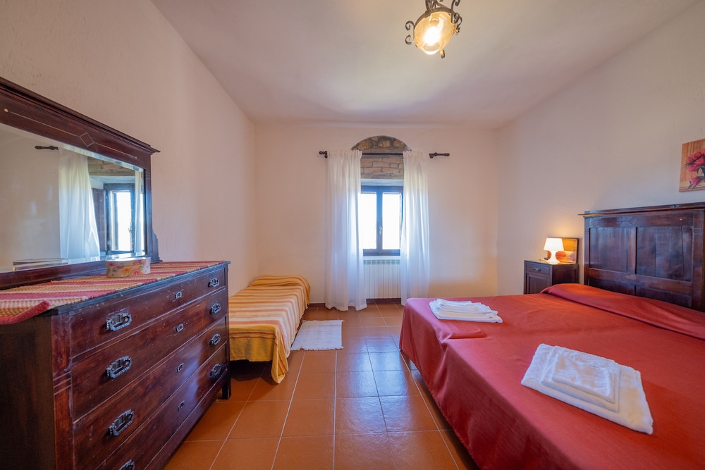 Apartment, 3 Bedrooms, Garden View photo 1