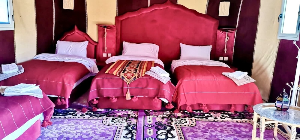 Luxury Tent, 4 Bedrooms, Accessible photo 2