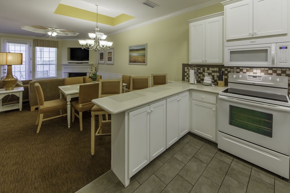 Grand Room, 2 Bedrooms