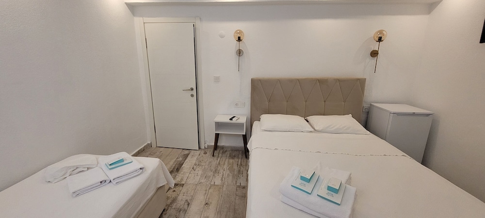 Bodrum Kat Triple Room photo 1