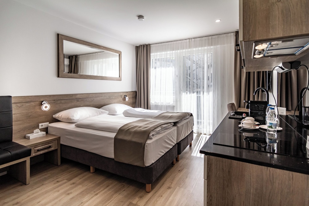 Deluxe Double Room, 1 King Bed
