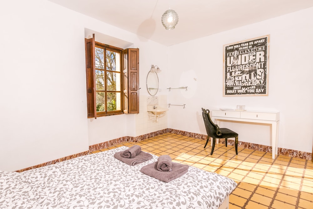 Comfort Double Room, Shared Bathroom, Mountain View photo 2