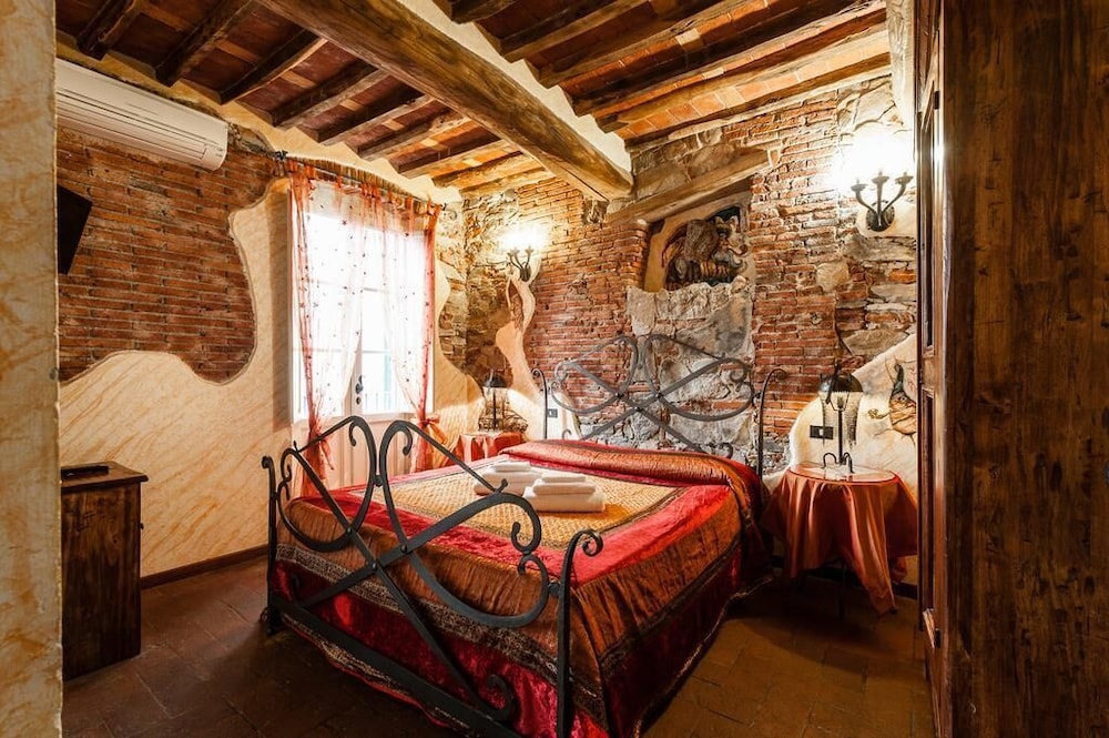 Classic Double Room, Non Smoking photo 1