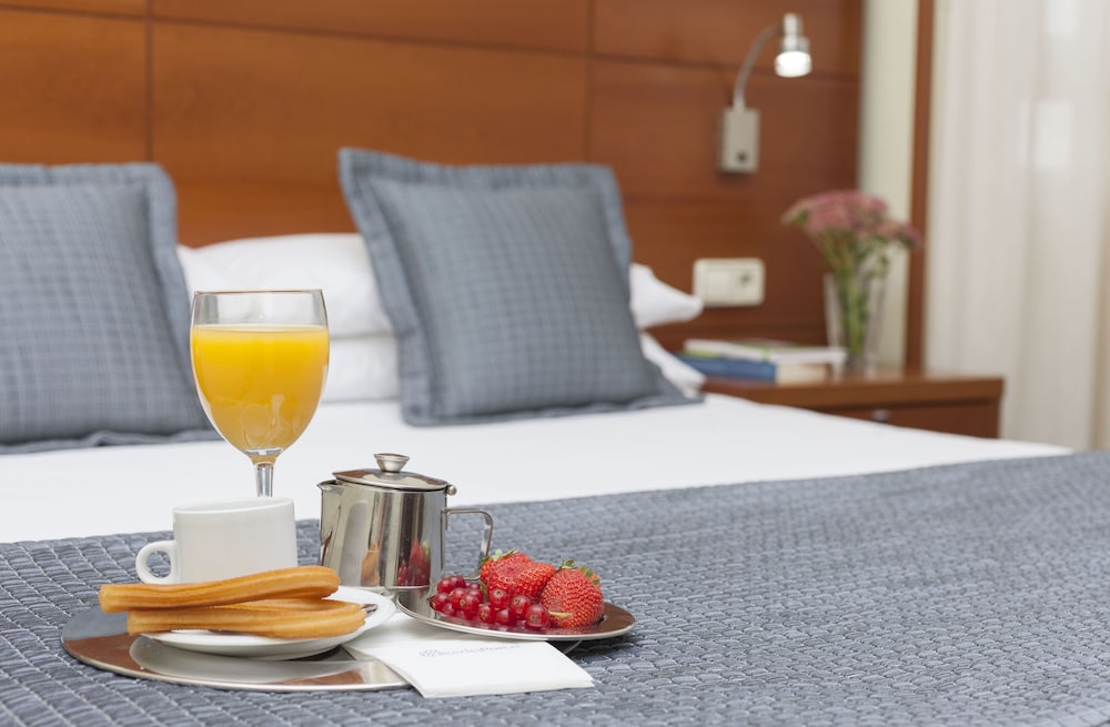 Superior Double or Twin Room - Photo 7