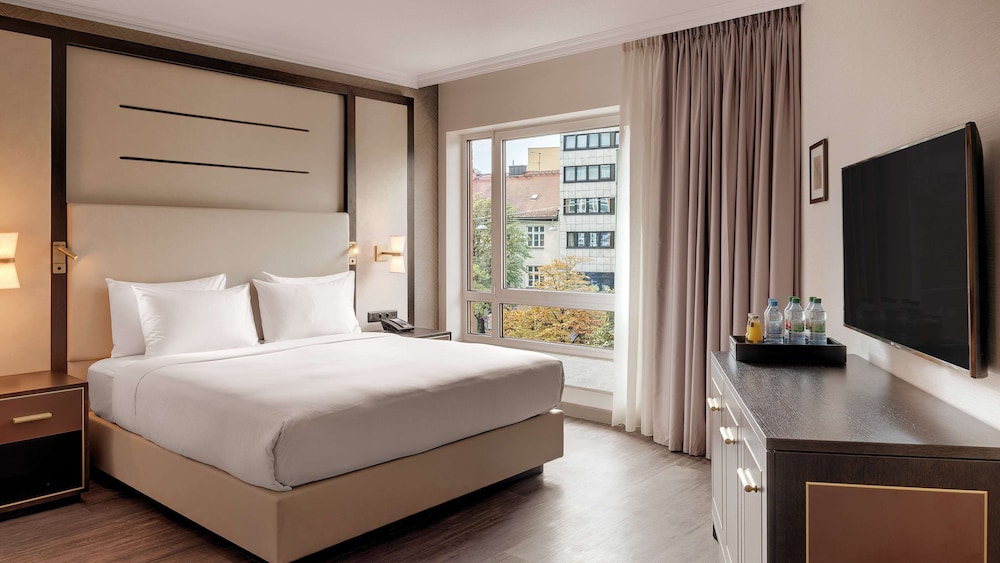 Room, 1 King Bed, Accessible, Non Smoking