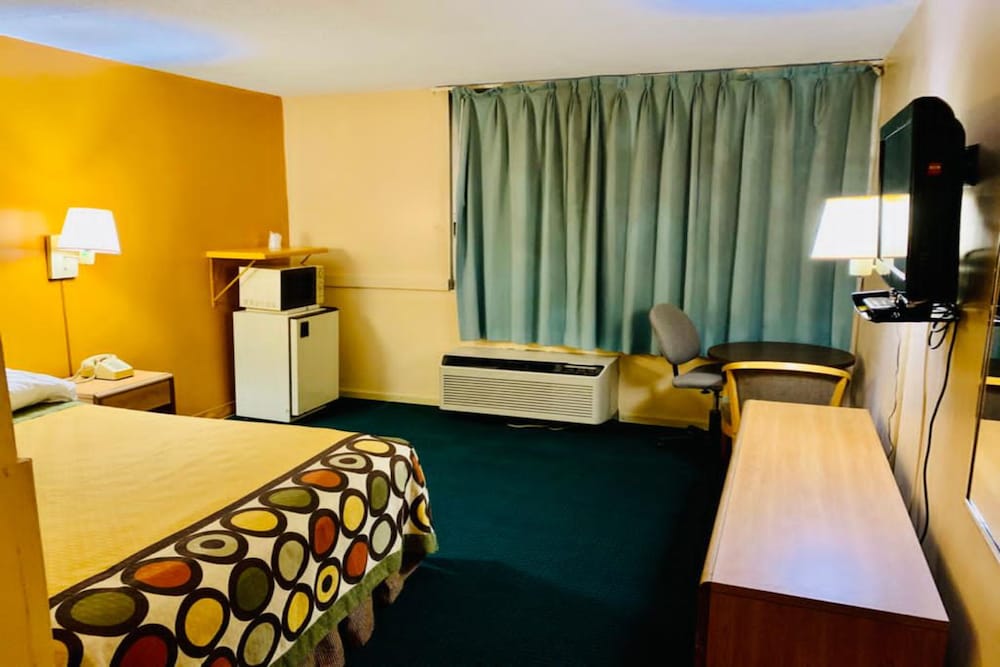 Room, 1 Queen Bed, Non Smoking - Photo 1