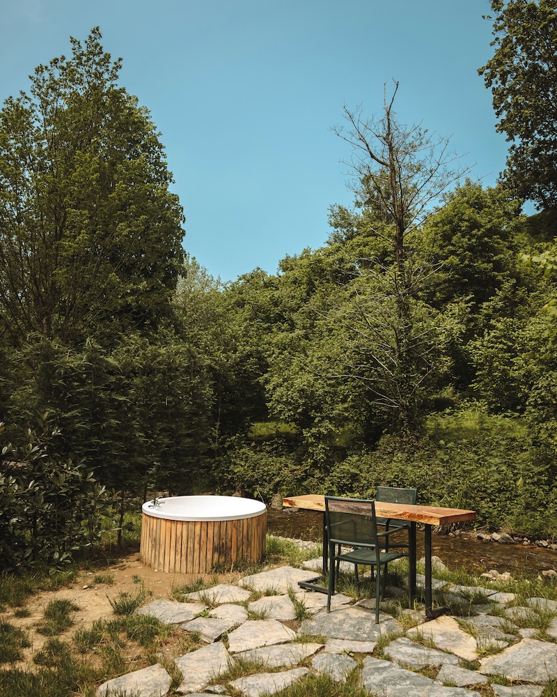 Deluxe Tree House photo 2