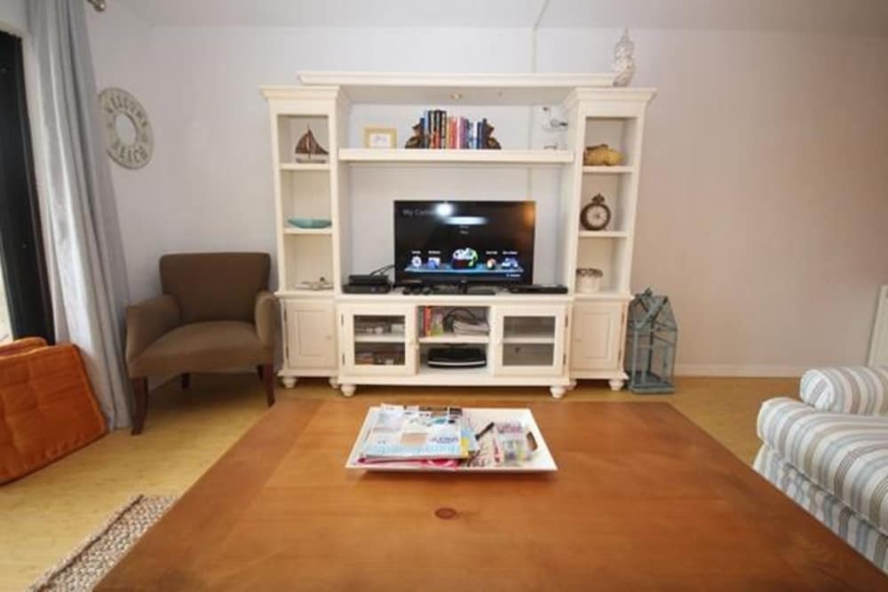 Apartment photo 3