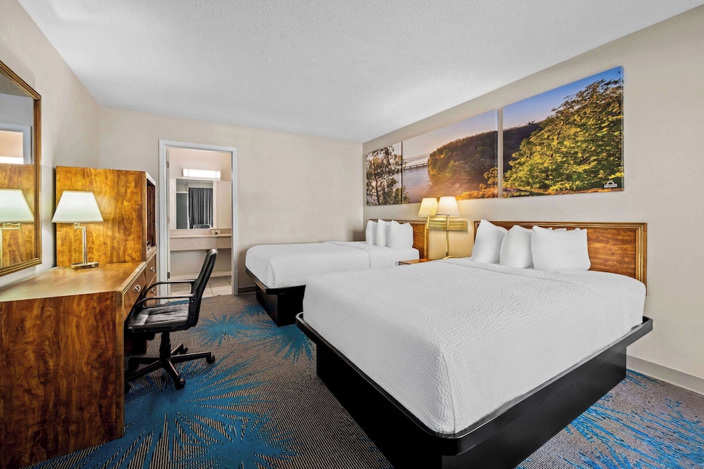 Double Room, 2 Double Beds - Photo 1