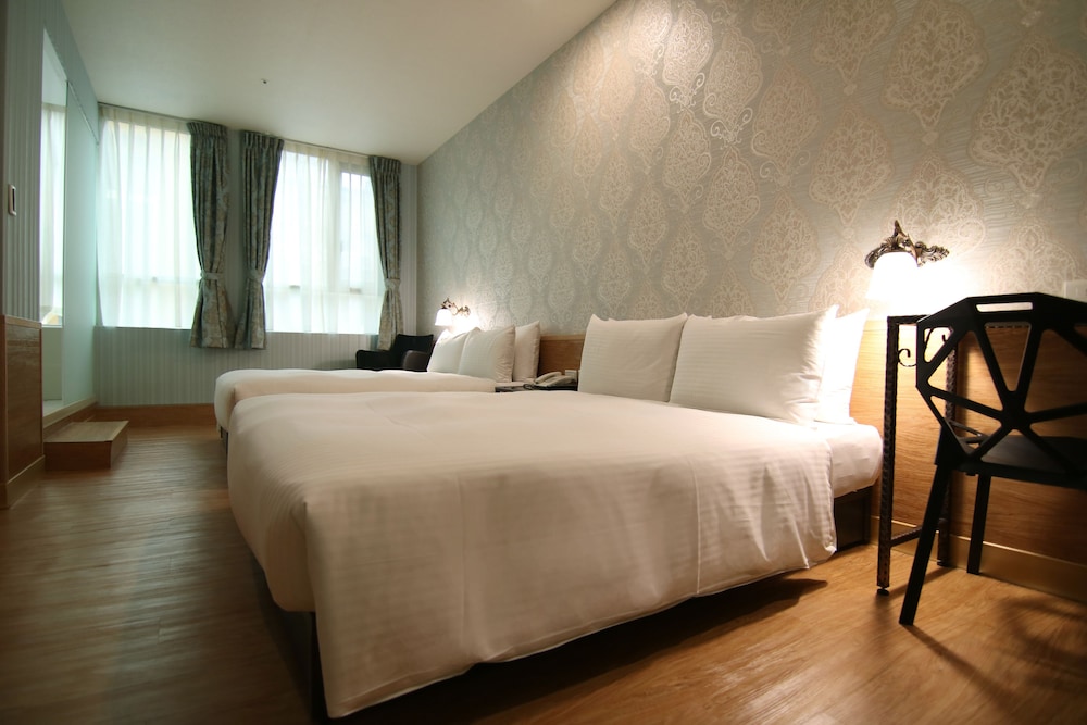 Deluxe Quadruple Room, 2 Double Beds