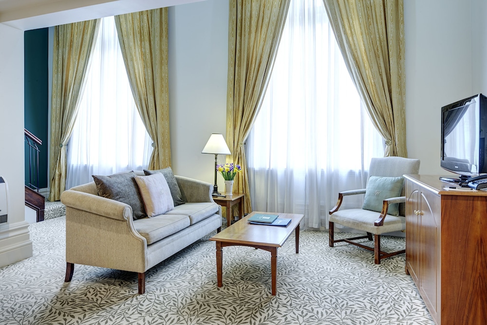 1 Bedroom Apartment - Photo 3