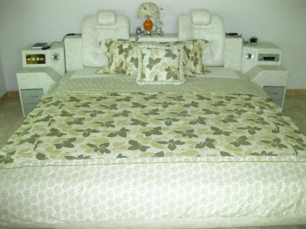 Standard Room photo 2