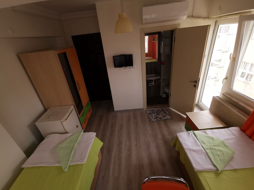 Deluxe Double or Twin Room photo 1
