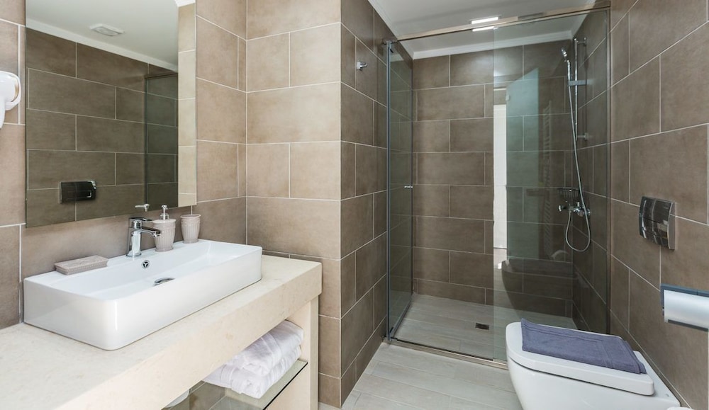 Executive Suite, Sea View (1st floor) - Photo 4