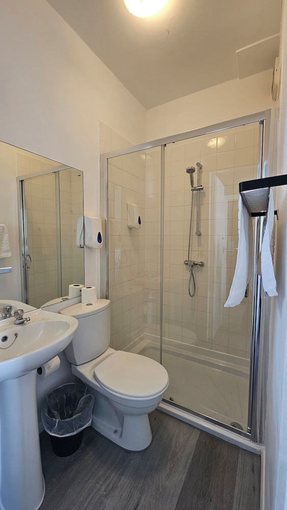 Compact Double Room photo 2