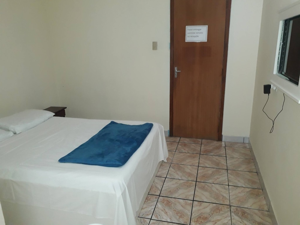 Room (Coletivo) photo 1