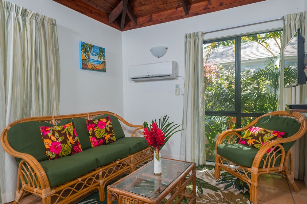 1 Bedroom Tropical Villas photo 2