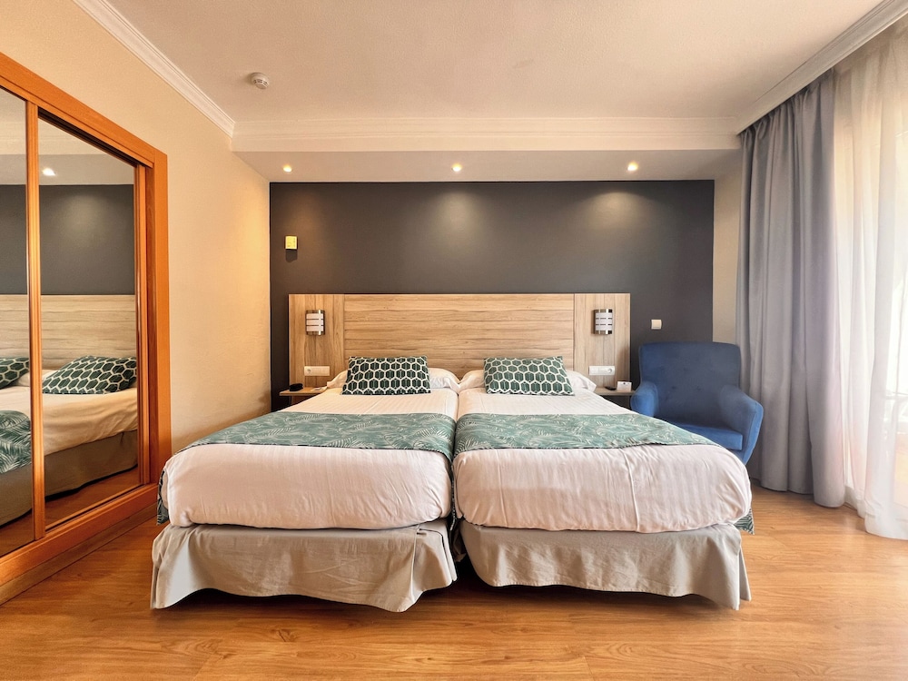 Classic Room - Photo 2