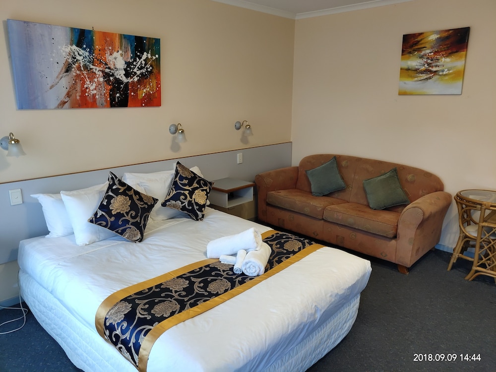 Luxury Spa Room - Photo 1