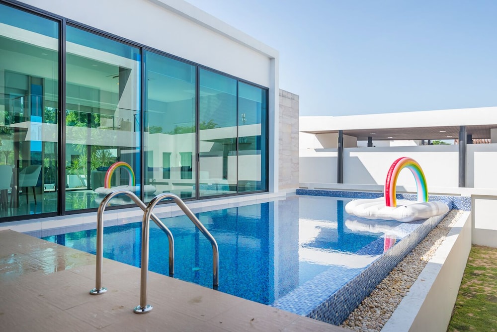 Exclusive Villa, 3 Bedrooms photo 3