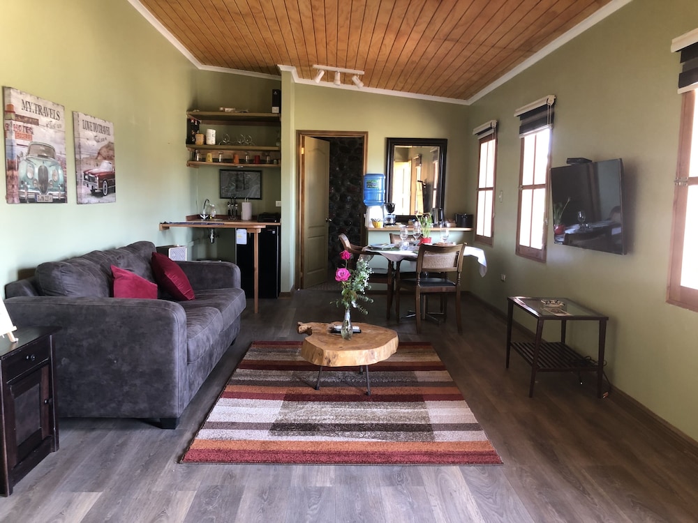 A4 Business Apartment, 2 Bedrooms, Accessible, Non Smoking (Strip Center) photo 1