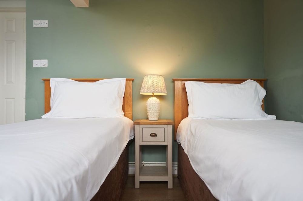 Apartment With Garden View photo 2
