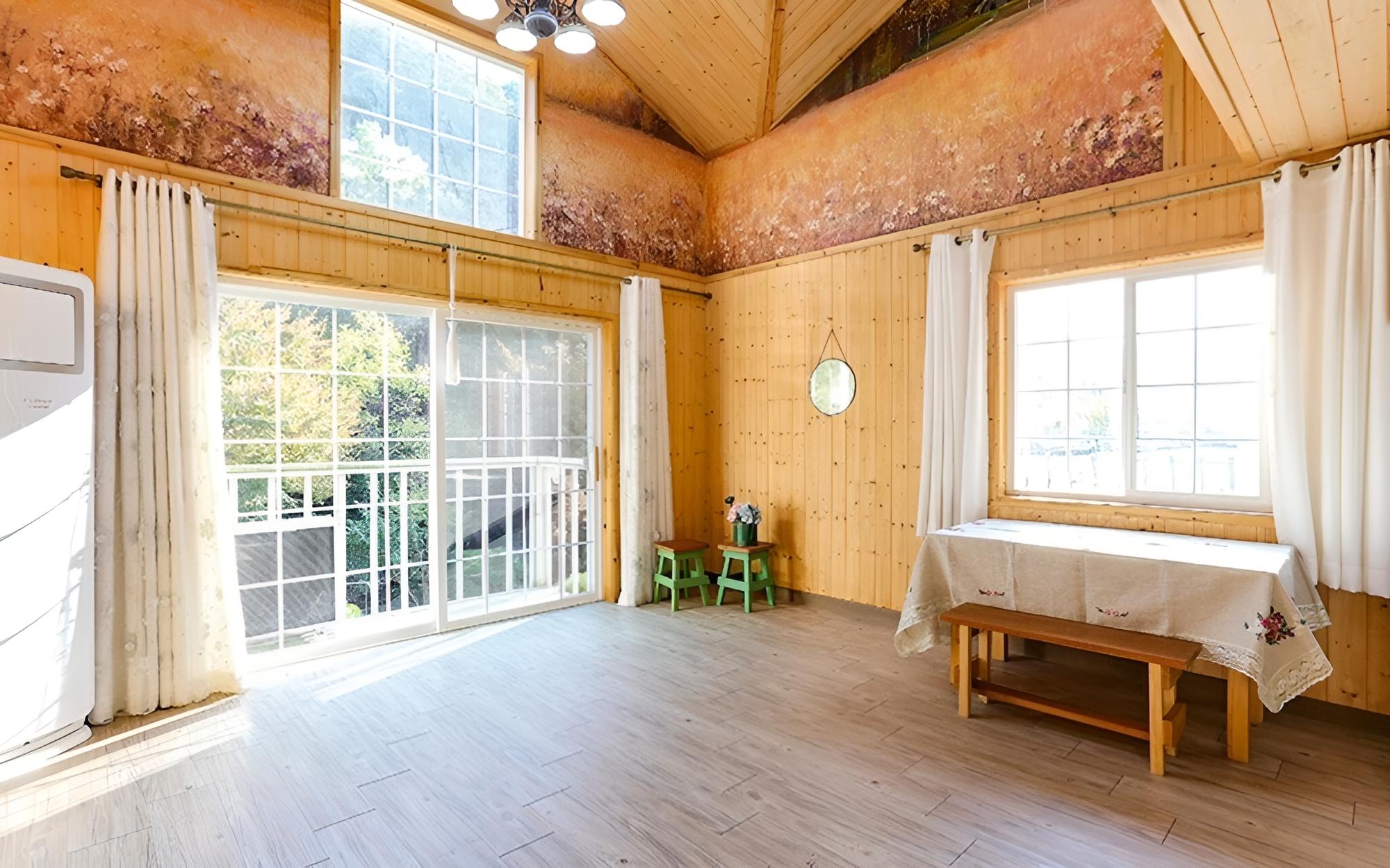 Room (Autumn Margin (Duplex)) photo 1