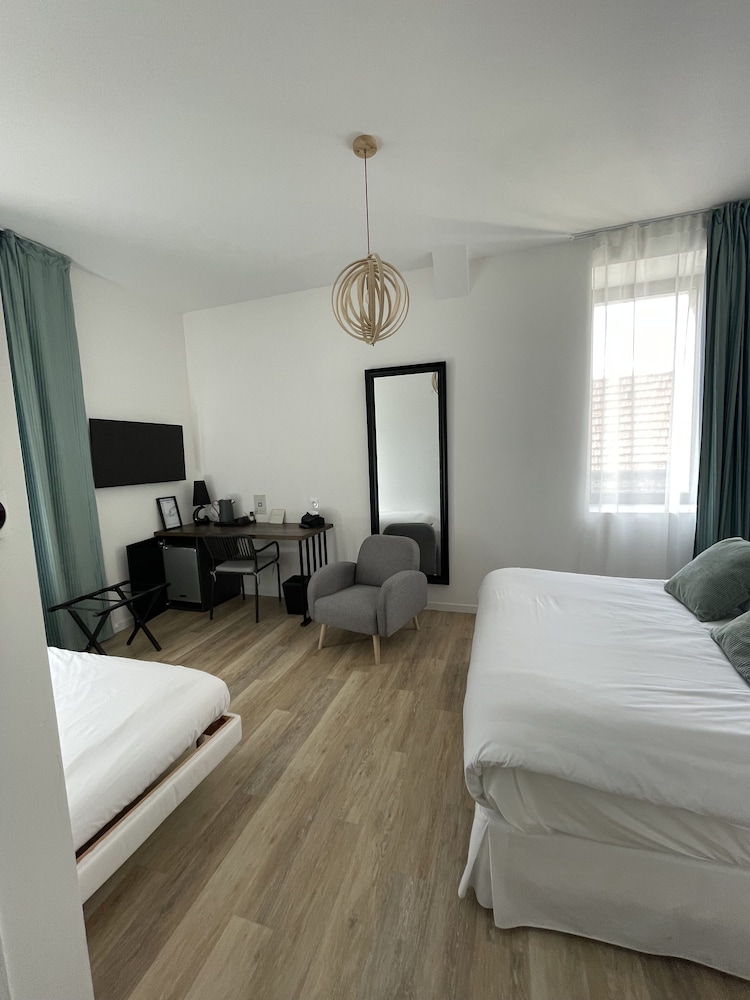 Standard Triple Room - Photo 5