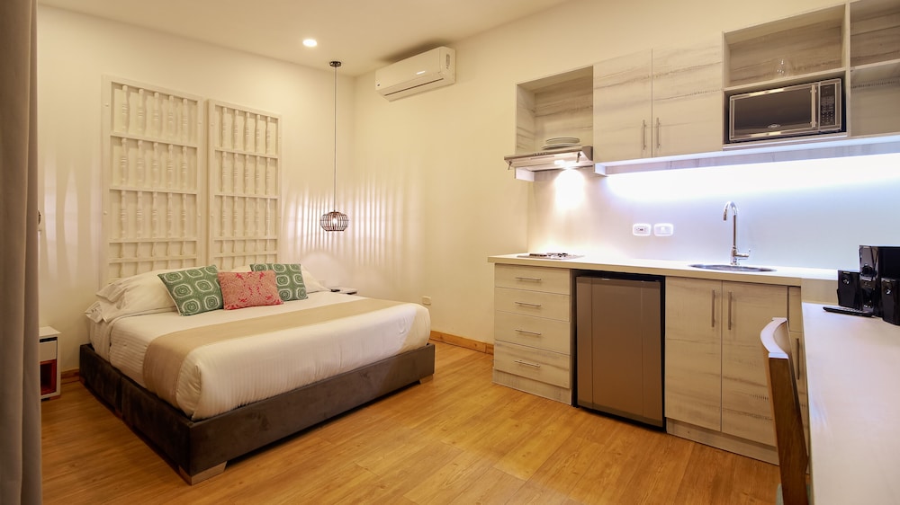 Standard Studio Suite photo 1
